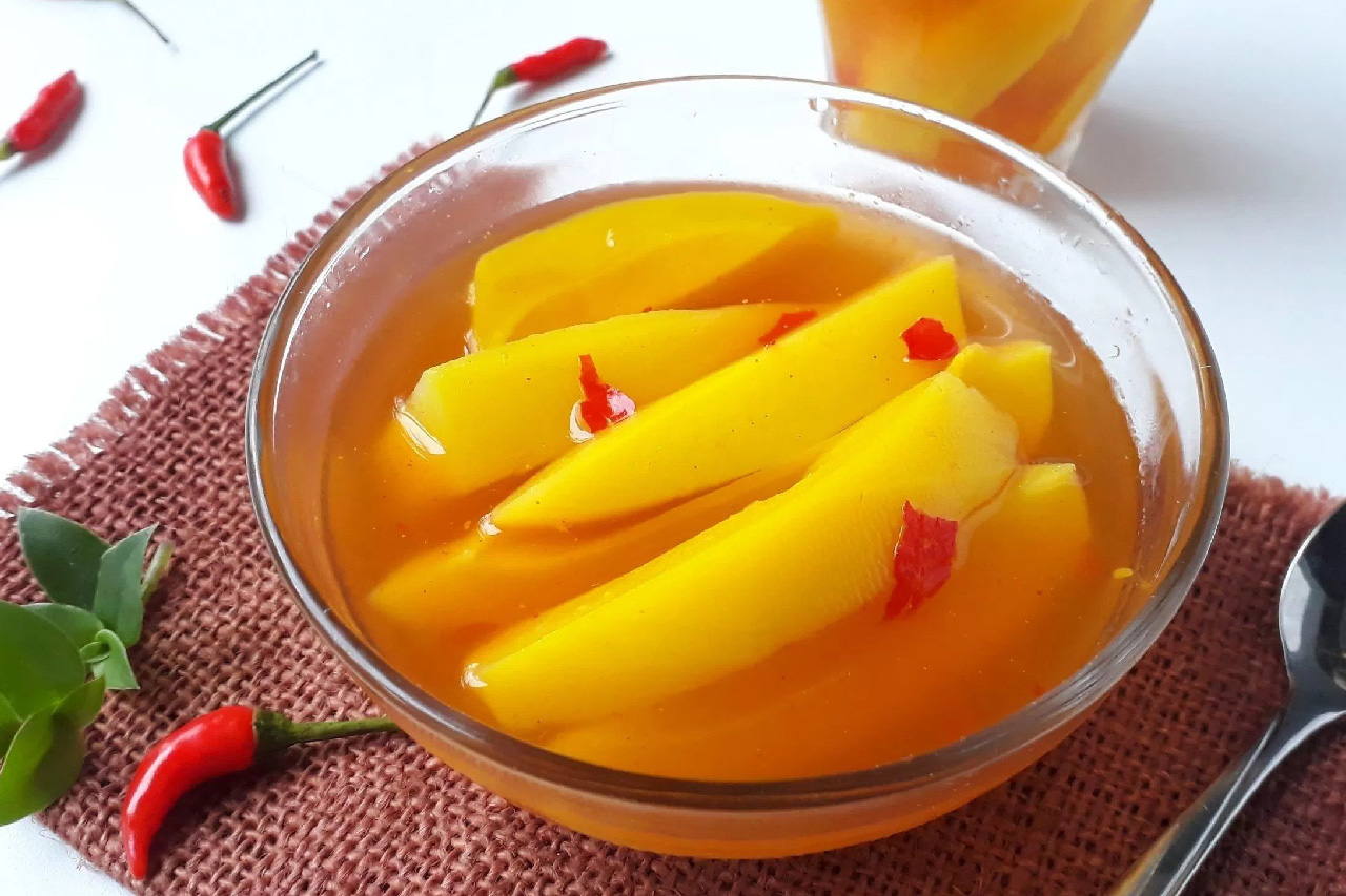 Resep Asinan Mangga Pedas Manis Yang Enak