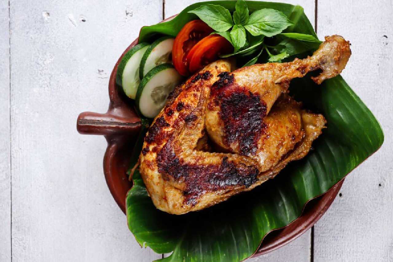 Resep Ayam Bumbu Rujak Enak dan Gampang Dibuat 