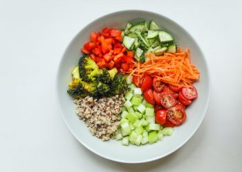 5 Makanan Yang Menyehatkan Jantung Agar Panjang Umur