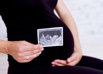 Ketahui Fungsi dan Keamanan USG Saat Hamil ala SehatQ