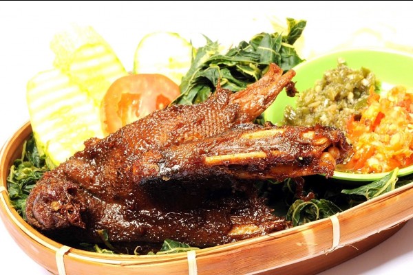 Bebek Goreng Lezat